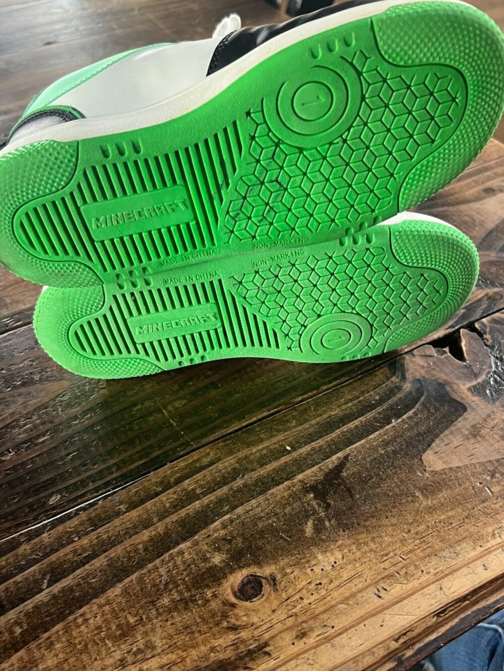 Childs Size 1 Minecraft shoes - Picture 6 of 6